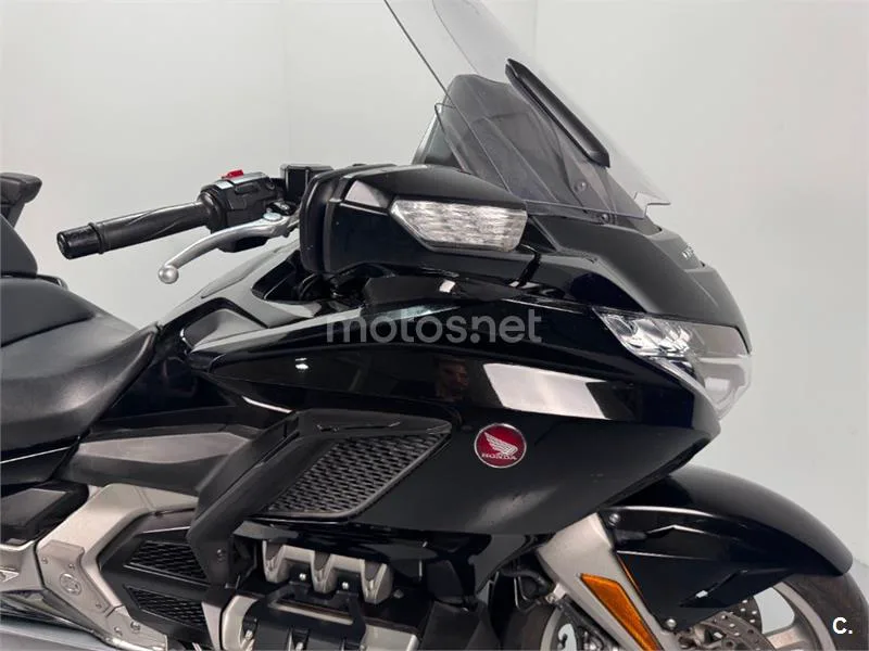 Honda Gold Wing – Vista 20
