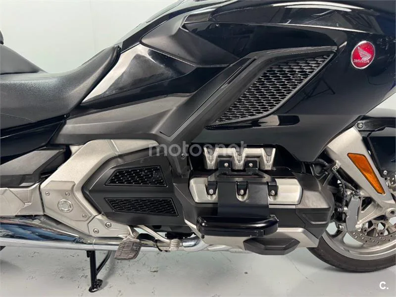 Honda Gold Wing – Vista 22