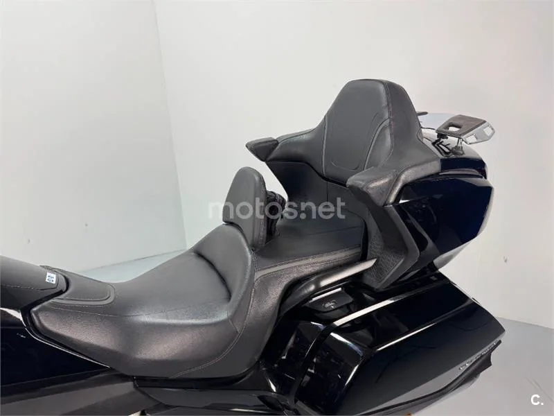 Honda Gold Wing – Vista 9