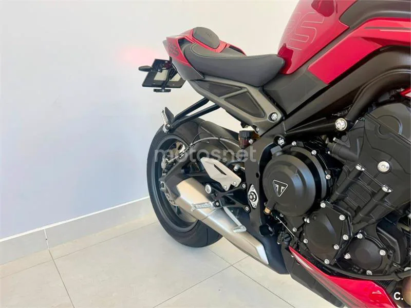 Triumph Street Triple 765 – Vista 4