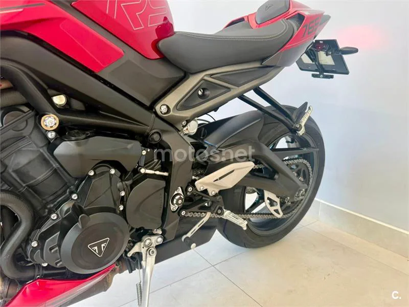 Triumph Street Triple 765 – Vista 7