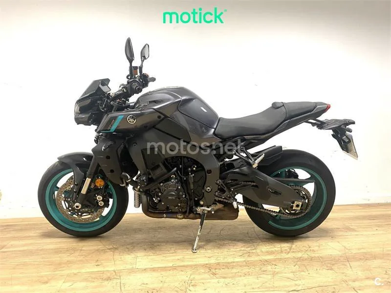 Yamaha MT-10 – Vista 6
