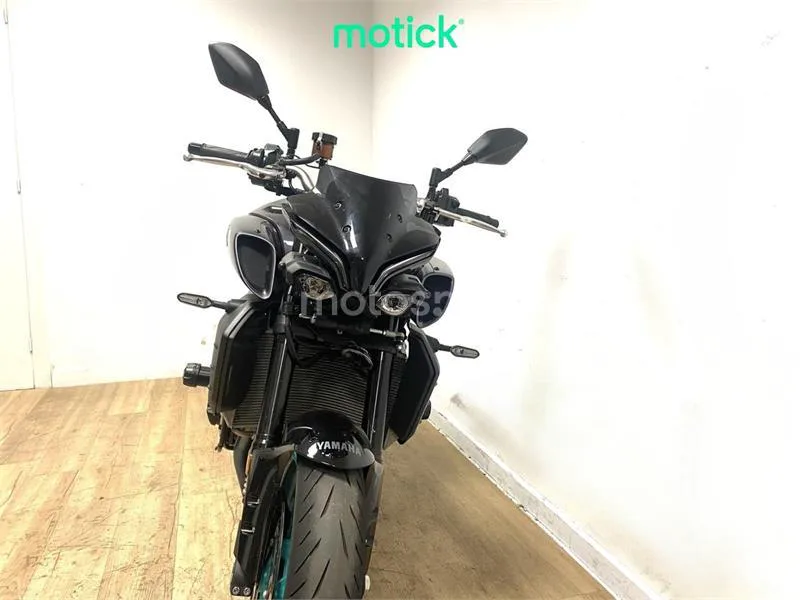 Yamaha MT-10 – Vista 10