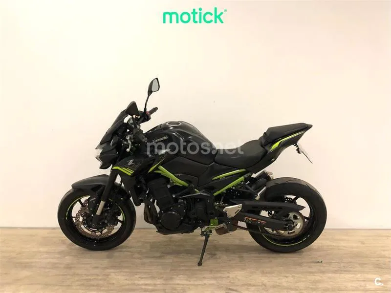 Kawasaki Z900 – Vista 6