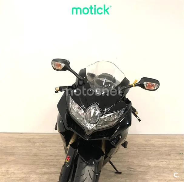 Suzuki GSX-R600 – Vista 9