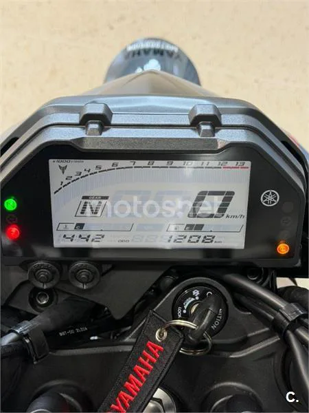 Yamaha MT-03 – Vista 4