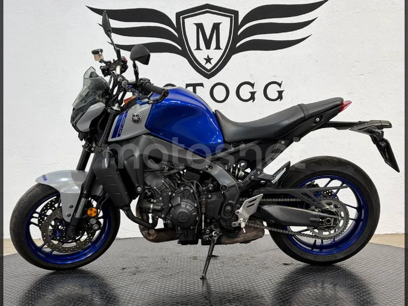 Yamaha MT-09 – Vista 5