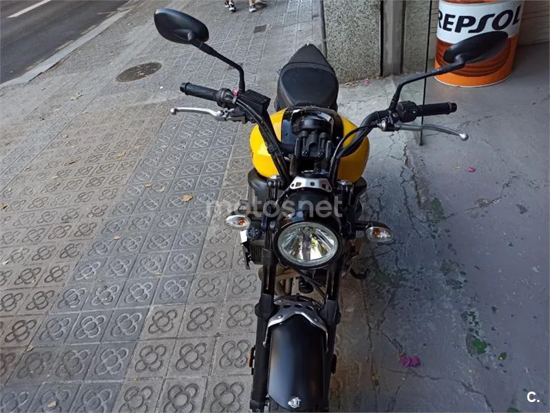 Yamaha XSR 700 – Vista 4