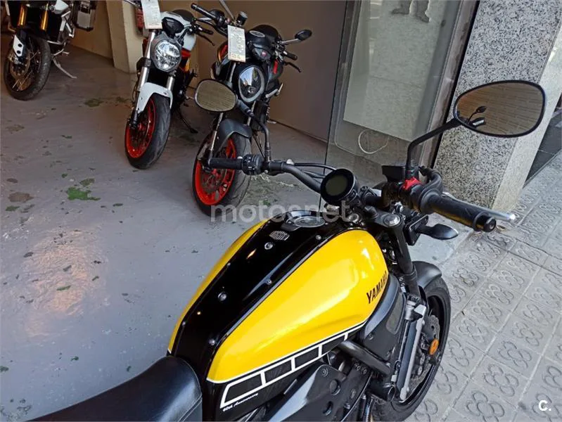 Yamaha XSR 700 – Vista 5