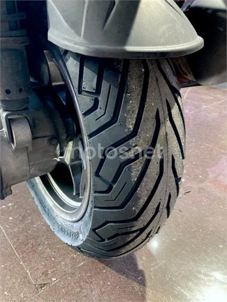 Kymco Grand Dink 125 – Vista 11