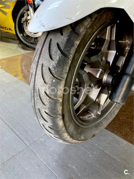 Kymco Grand Dink 125 – Vista 10