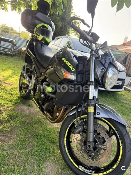 Suzuki GSR 600 – Vista 6