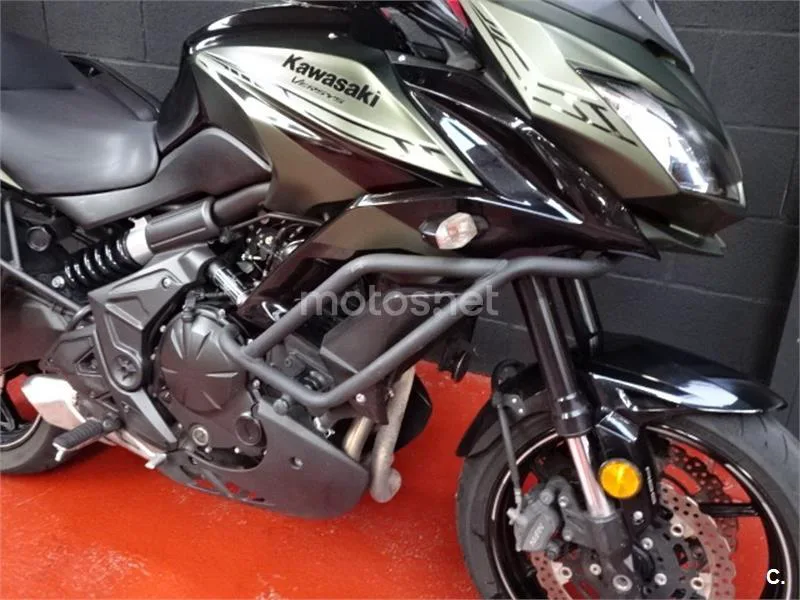 Kawasaki Versys – Vista 3