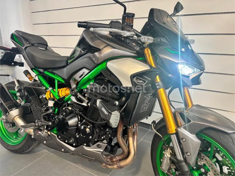 Kawasaki Z900 – Vista 10