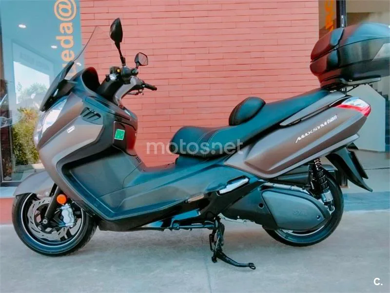 SYM Maxsym 600 – Vista 3