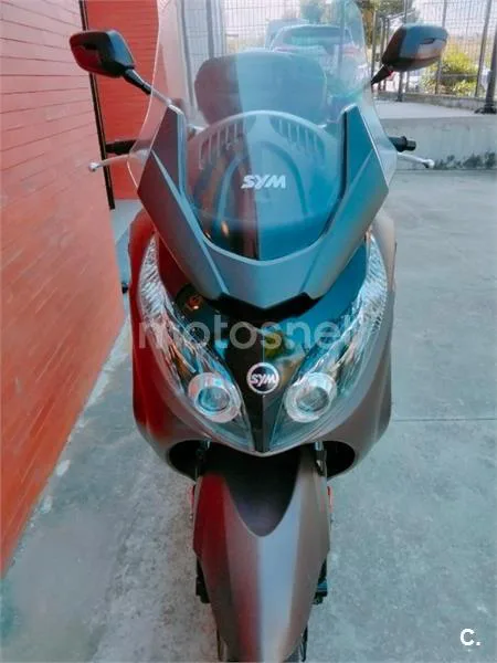 SYM Maxsym 600 – Vista 4