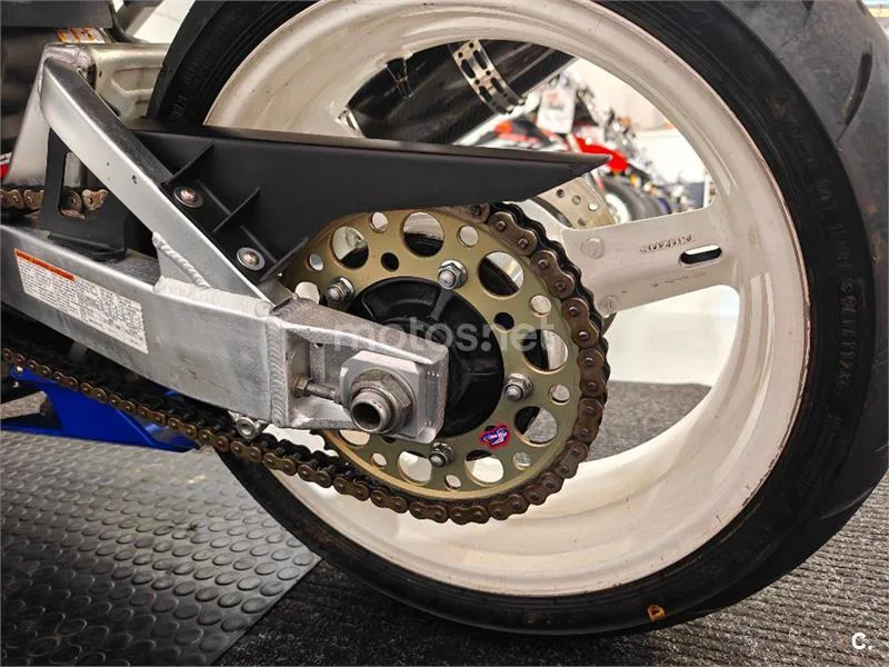 Suzuki GSX-R1000 – Vista 12