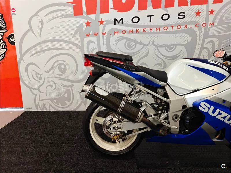 Suzuki GSX-R1000 – Vista 14