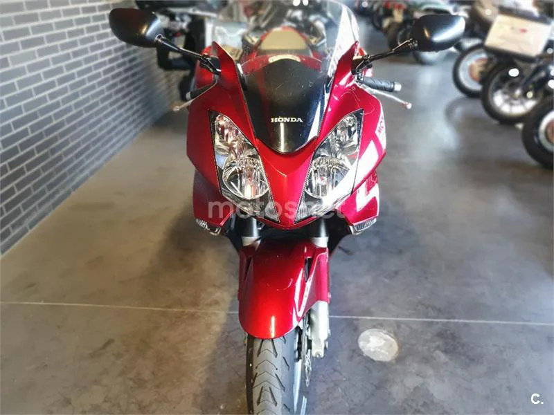 Honda VFR 800 – Vista 5