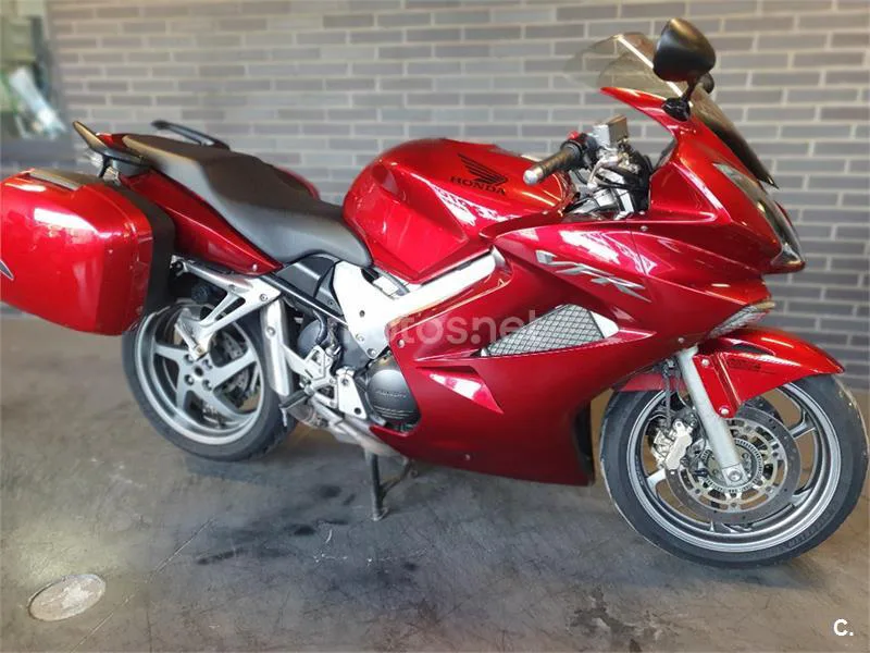 Honda VFR 800 – Vista 6