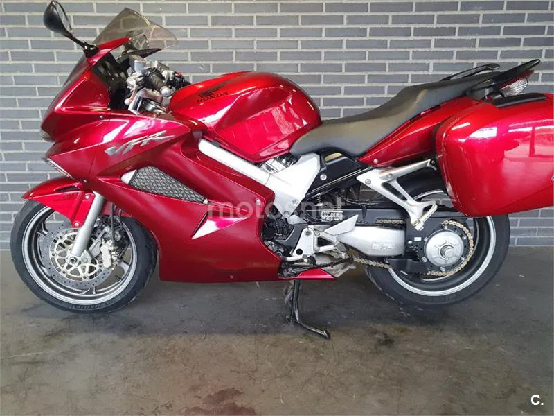 Honda VFR 800 – Vista 9