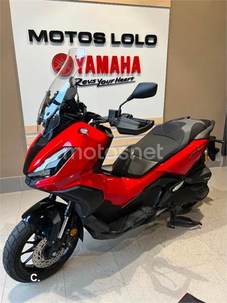 Honda ADV 350 – Vista 3