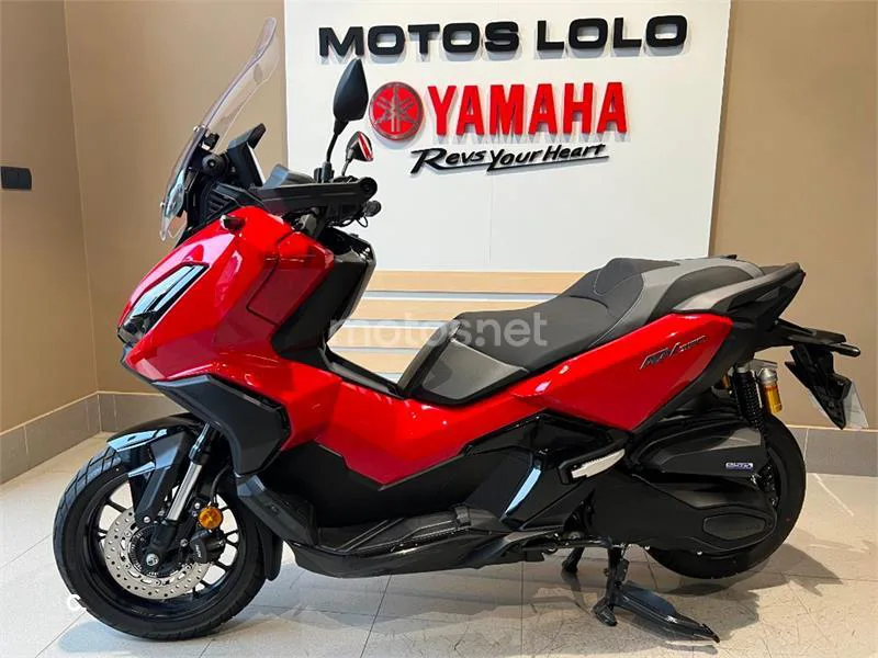 Honda ADV 350 – Vista 4