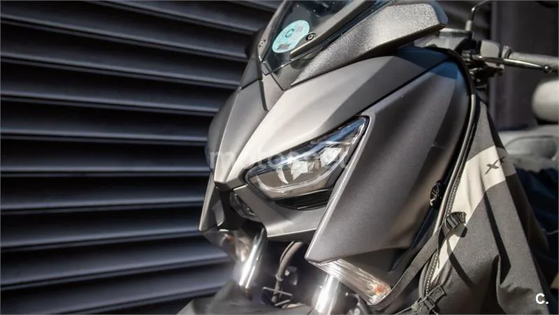 Yamaha XMAX 400 – Vista 5