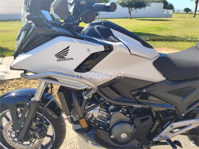 Honda NC 750 X – Vista 6