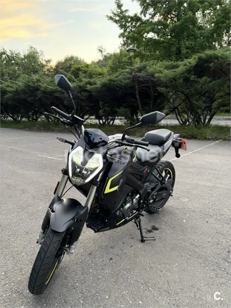 Keeway RKF 125 – Vista 4