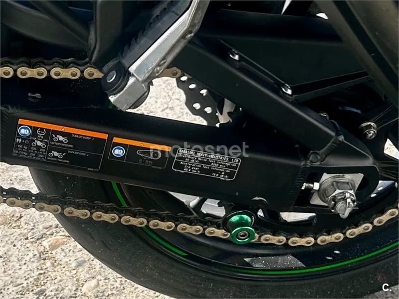 Kawasaki Versys – Vista 8