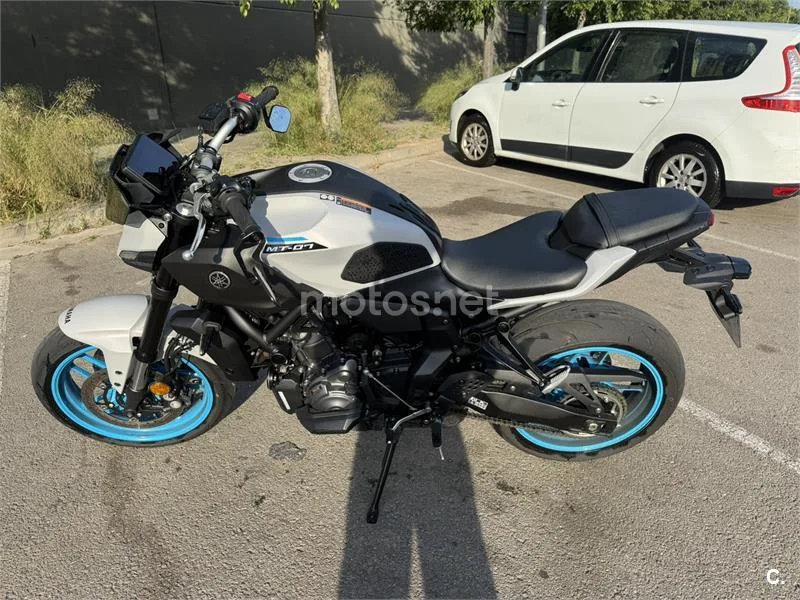 Yamaha MT-07 – Vista 18