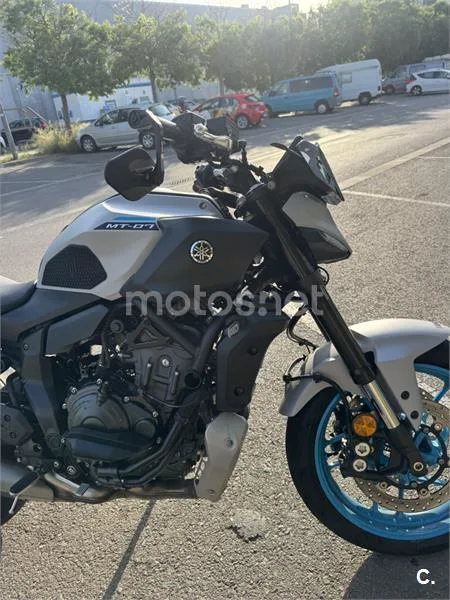 Yamaha MT-07 – Vista 5