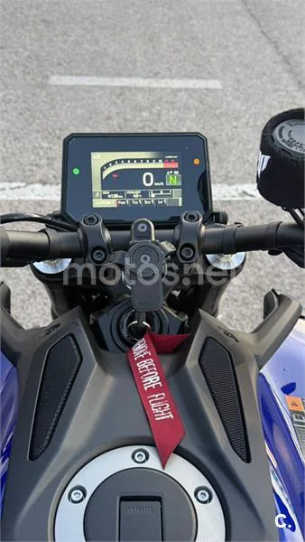 Yamaha MT-09 – Vista 6