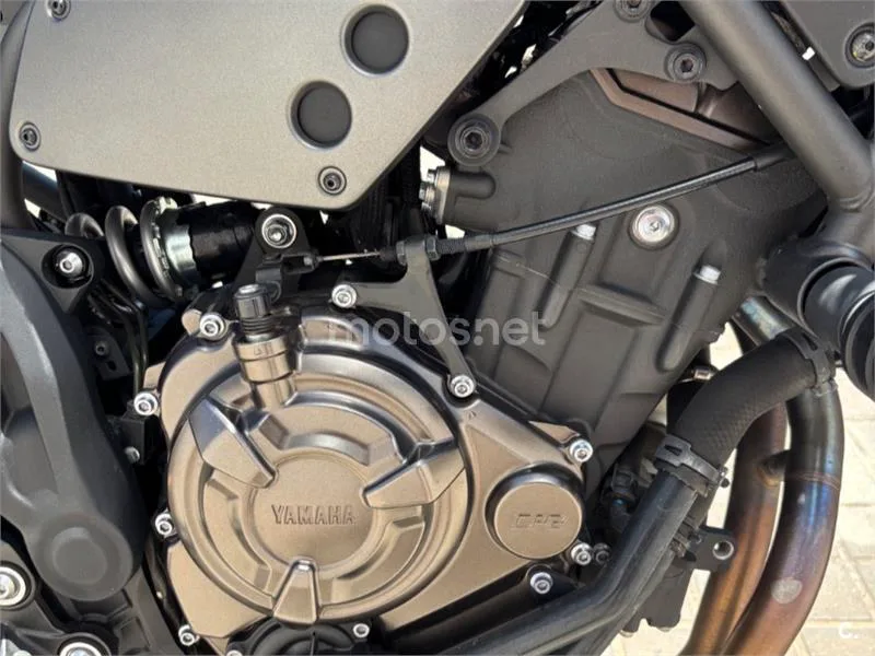 Yamaha XSR 700 – Vista 11