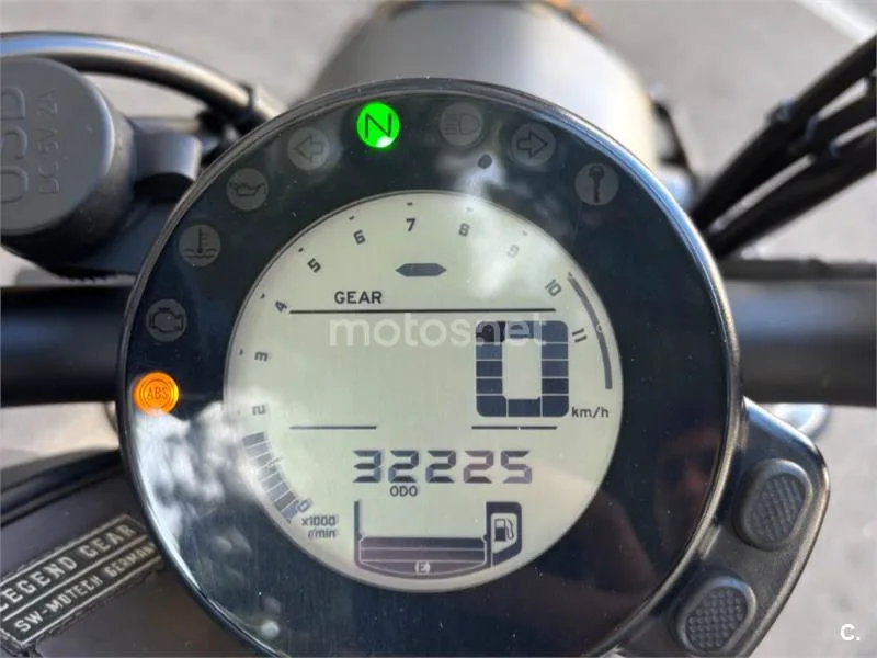 Yamaha XSR 700 – Vista 15