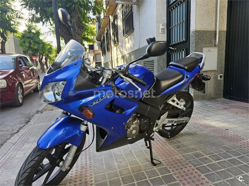Honda CBR 125 R – Vista 3
