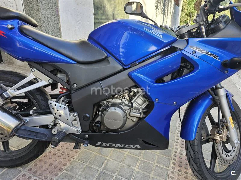 Honda CBR 125 R – Vista 4
