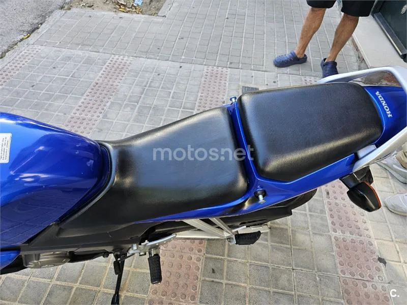 Honda CBR 125 R – Vista 7