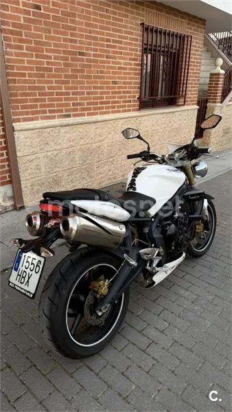 Triumph Street Triple 3000 € 2011 Valladolid - 2