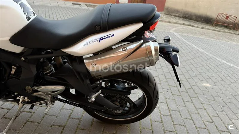Triumph Street Triple – Vista 5