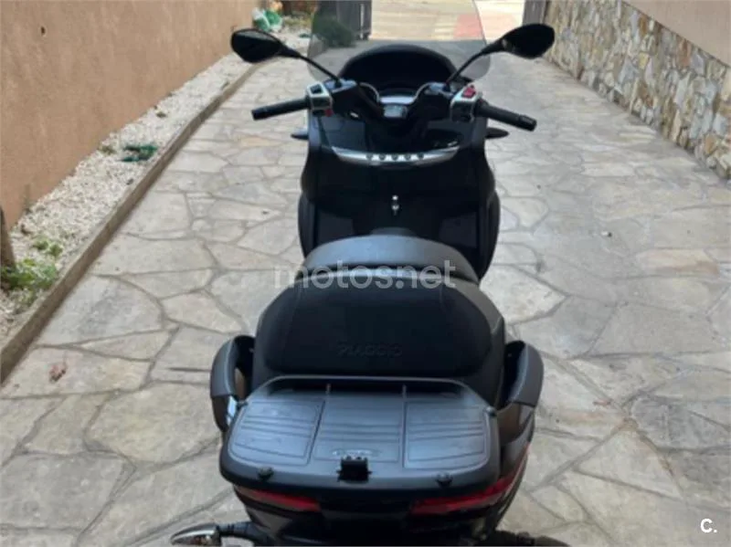 Piaggio MP3 500 LT Sport – Vista 3