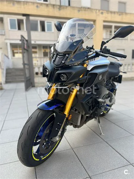 Yamaha MT-10 – Vista 3