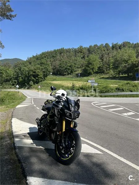 Yamaha MT-10 – Vista 6