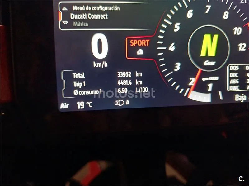 Ducati Multistrada V4 – Vista 3