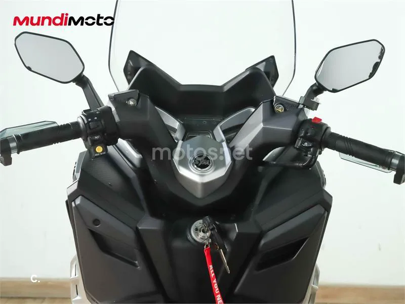 SYM Cruisym – Vista 11