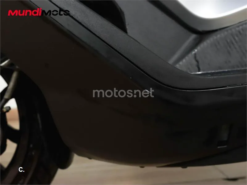 SYM Cruisym – Vista 21