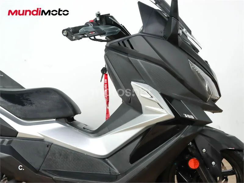 SYM Cruisym – Vista 22