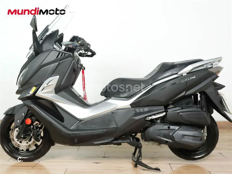 SYM Cruisym – Vista 6