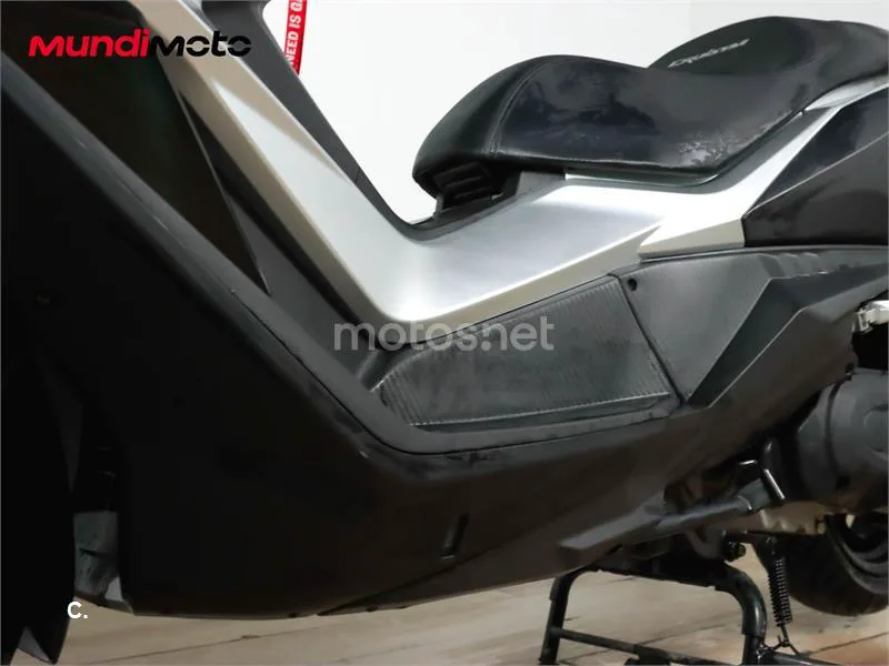 SYM Cruisym – Vista 10